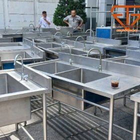 thanh lý thiết bị inox nhà hàng tphcm