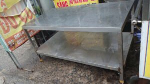 thanh lý bàn sơ chế 2 tầng inox tại tphcm